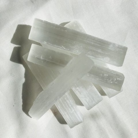 Selenit surowy - 9cm